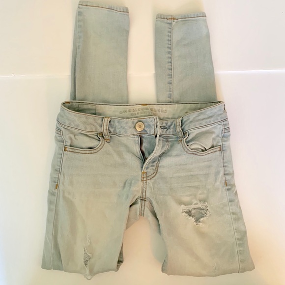 Washed out, distressed American Eagle Jeggings - Picture 1 of 8